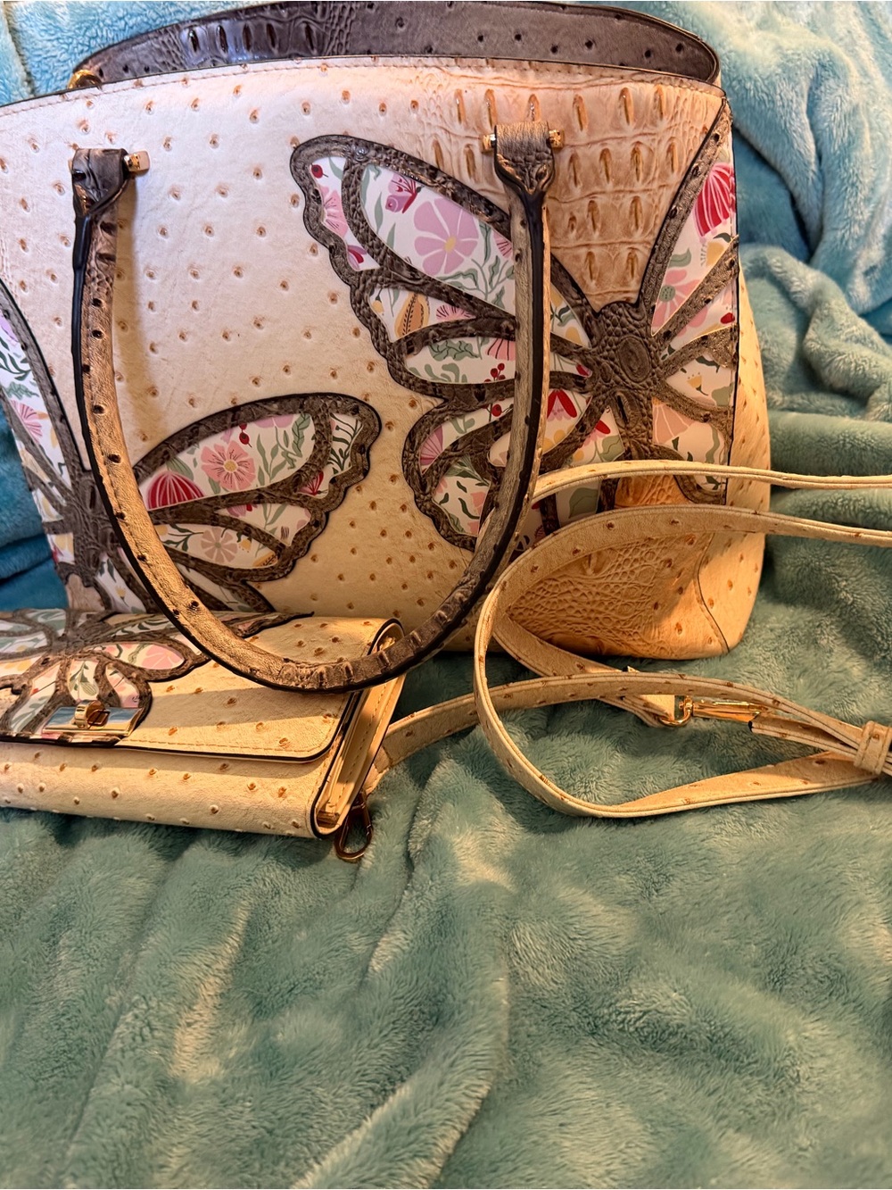 Butterfly Embroidered Cream Tote and Wallet Set